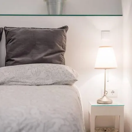 Guestready - Inside The Dots Apartment